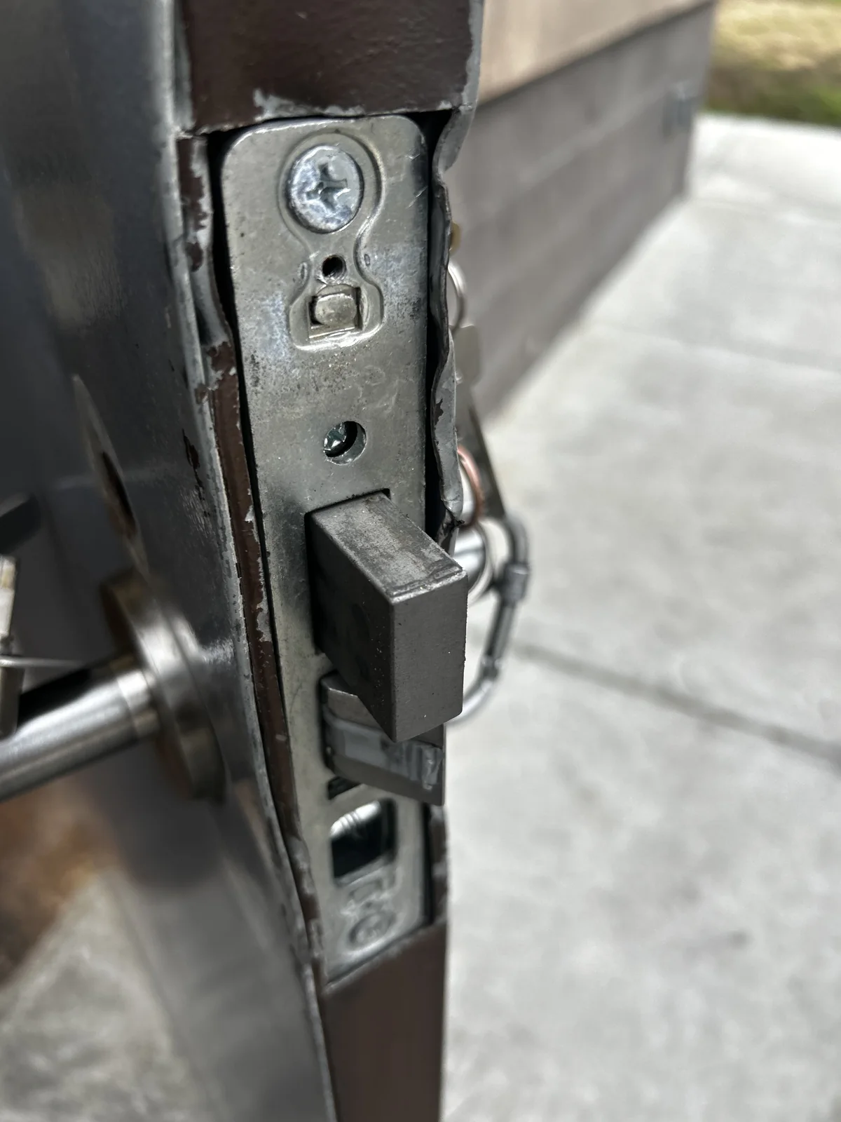 residential door locks checked after moving, real company service photo 4