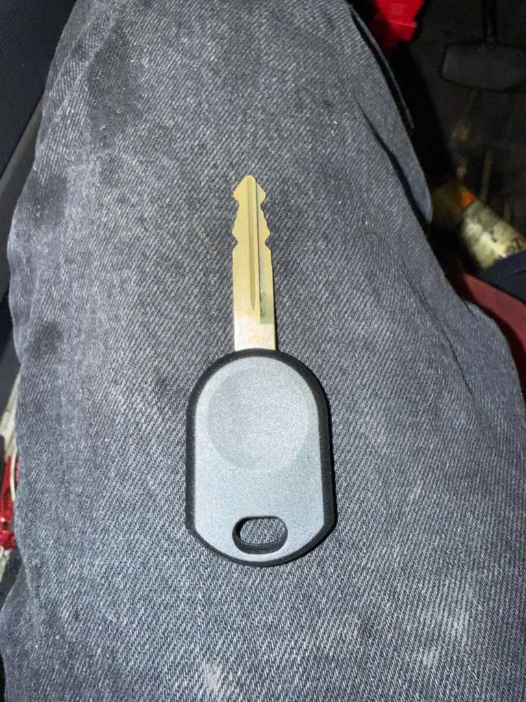 vehicle and key area prepared for replacement service, real company service photo 4