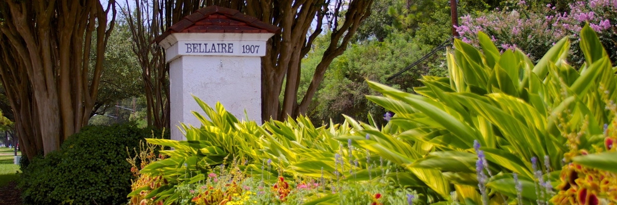 Bellaire city monument and surrounding garden